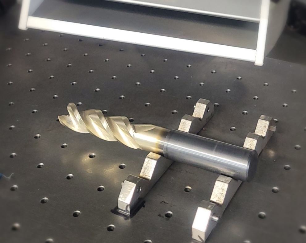 beschichteter Fräser in Lasergerät